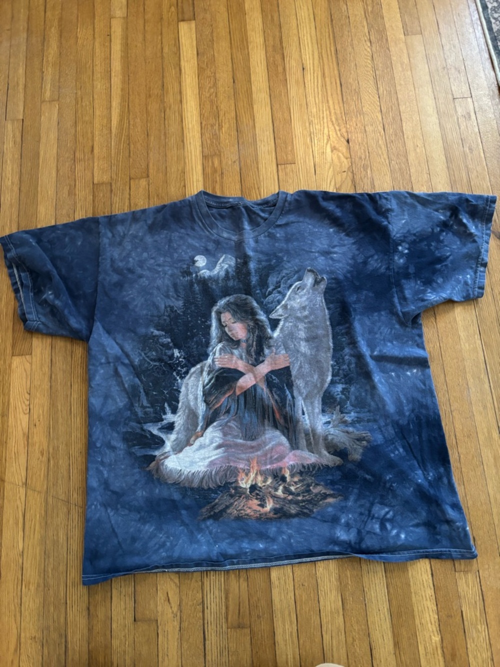 Vintage Mountain Tie Dye women and wolf tshirt no tag XL